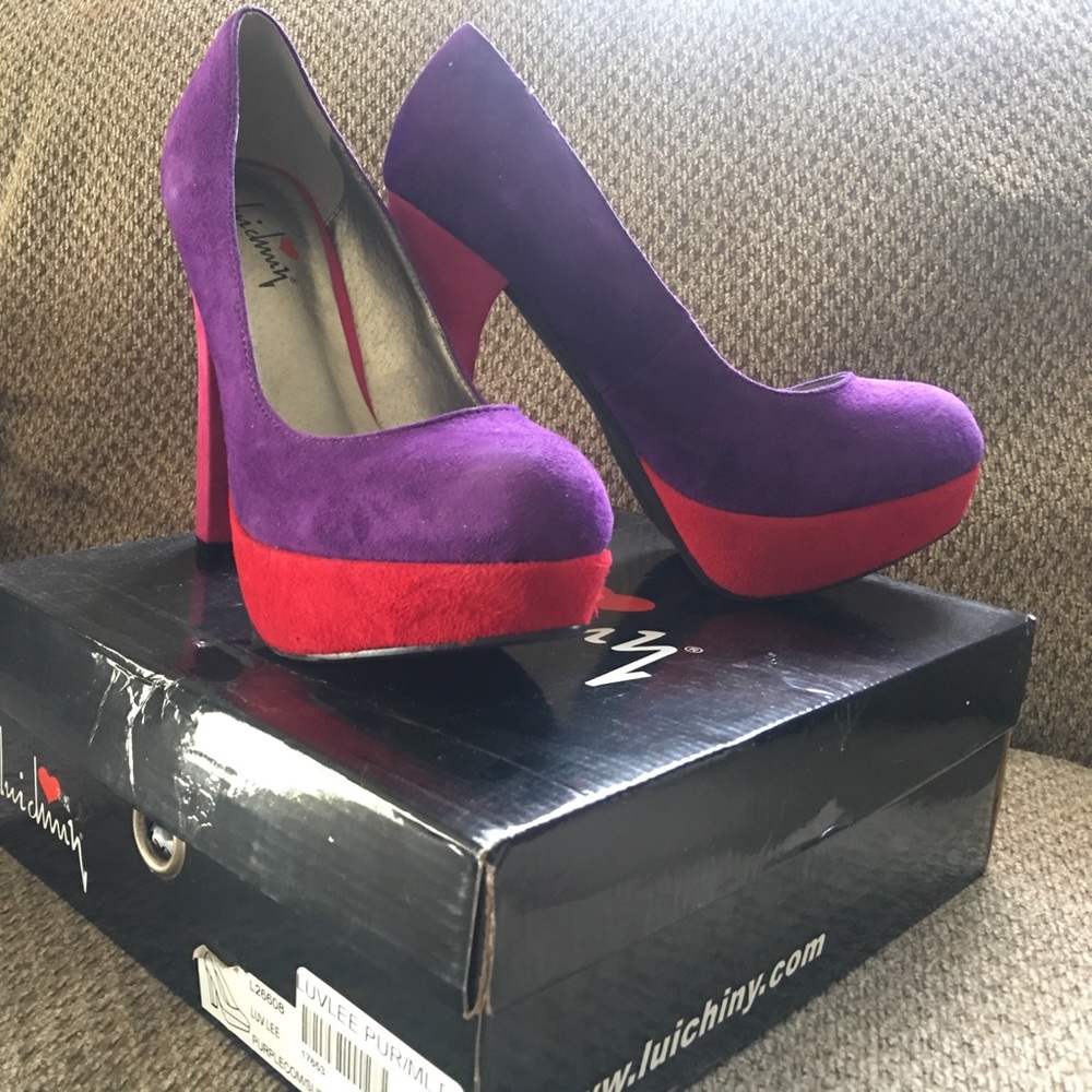 *Used* Luv Lee - Purple Luichiny worn once - Picture 2 of 7